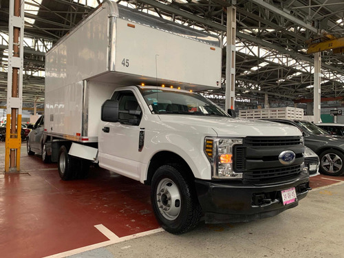 Imagen 3 de 12 de Ford F350 6.3l Xl Super Duty Std 6 Vel Caja Seca 2018