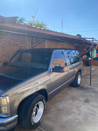 Chevrolet Silverado Pickup Silverado 1500 5vel Mt