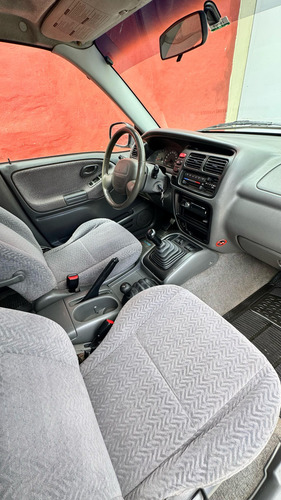 Chevrolet Grand Vitara 2.0