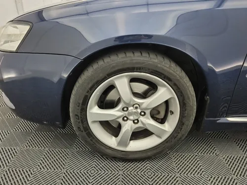 Subaru Legacy 3.0 R AWD AT