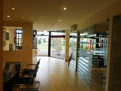 Local En Punta Del Este, Roosevelt | Nicolas De Modena Ref:4677- Ref: 4677