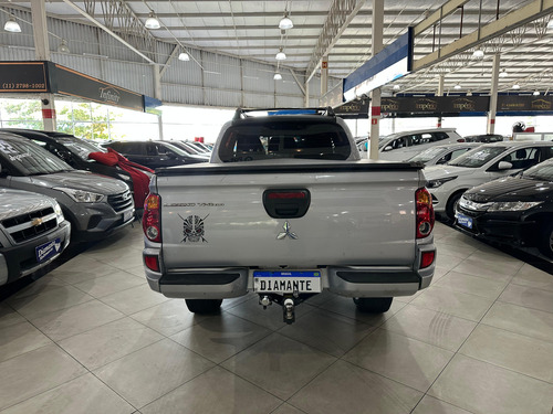 Mitsubishi L200 3.2 Triton Hpe Cab. Dupla 4x4 4p