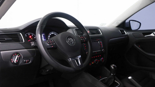 Imagen 13 de 15 de Volkswagen Vento 2.0 Sportline Tsi Bixenon - 347080 - C