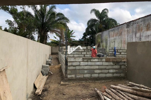 Imagem 5 de 9 de Casa Itanhaém, Jd. Palmeira Lado Praia, 2 Vagas Na Garagem.