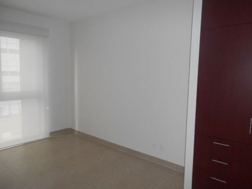 Imagen 4 de 8 de Departamento En Renta En Polarea