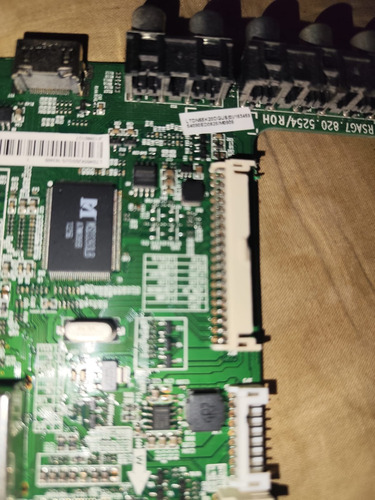Main / Hisense 163460 / 163460 / Rsag7.820.5254/roh (Usado)