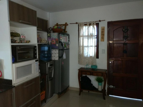 Imagen 6 de 16 de Casa En Venta 4 Ambientes- Villa Tesei- Con Buen Fondo Libre- Permuta Mayor Valor