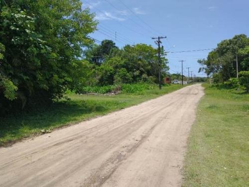 Imagem 2 de 12 de Chácara Em Itanhaém, Lado Serra 100 Mts Da Rodovia 8 Ktnets.