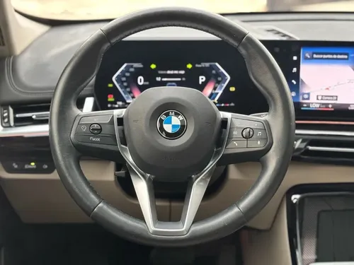 BMW X1 SDRIVE 18I XLINE AT 1500CC