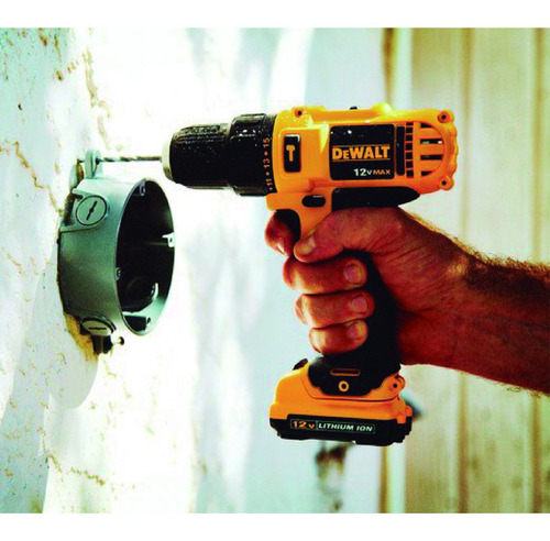Taladro Atornillador Dewalt Percutor 12v Dcd716d2 2baterias Color Amarillo