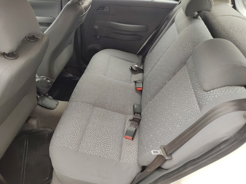 Volkswagen Fox 2006 1.6 Plus Total Flex 5p
