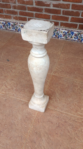 Pedestal De Mármol (Usado)
