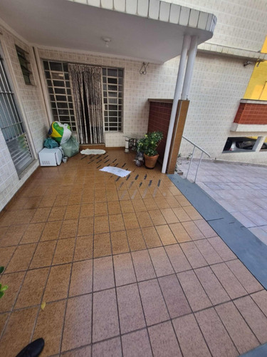 Casa De 2 Quartos E 2 Banheiros