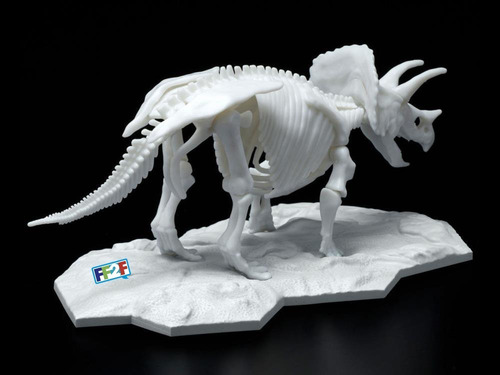 Triceratops Limex Skeleton Bandai Dinosaurio Esqueleto (Usado)