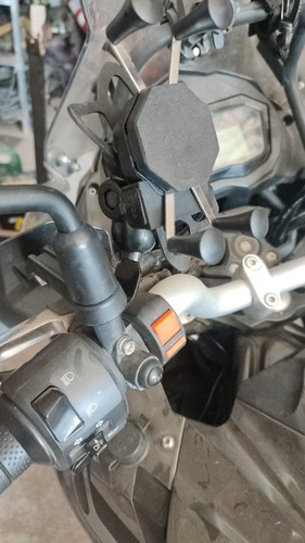 Imagen 11 de 16 de Benelli Trk502x