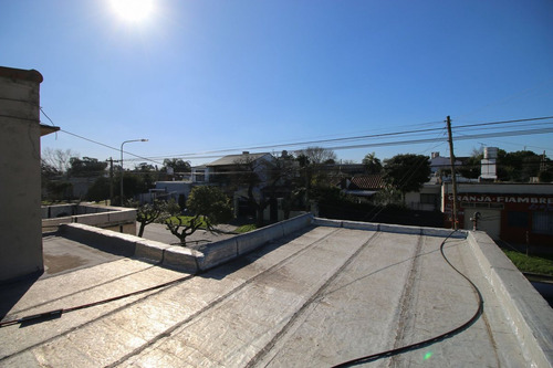 Venta Casa 3 Amb Con Local Patio Parrilla Merlo