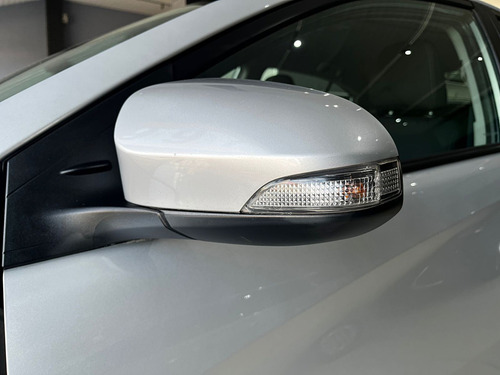 Toyota Yaris 1.5 16V FLEX SEDAN XL MULTIDRIVE