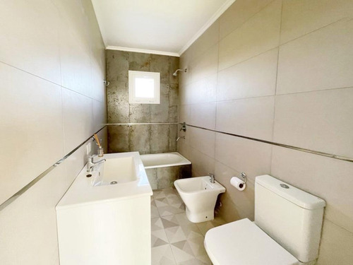 Imagen 23 de 24 de Casa En Venta El Canton Bº Islas A La Laguna C/pileta