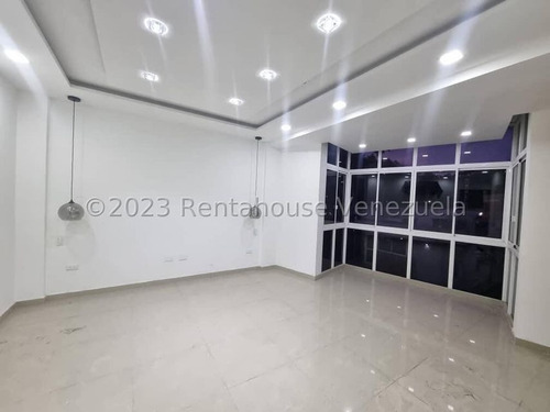Casa En Venta Extraordinaria Villa A Estrenar Mp Con Hermosa Cocina Concepto Abierto, Pisos De Marmol, Decoración En Escayolad, Iluminacion Led. Colinas De Guataparo Valencia 24-33107