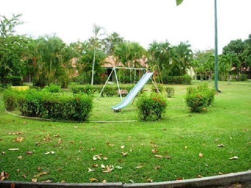 Venta De Villa En Palm Beach Higuerote Ls 25-17519