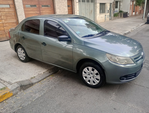 Volkswagen Voyage 1.6 Comfortline Plus 101cv