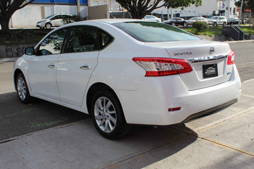 Imagen 3 de 15 de Nissan Sentra 2015 4p Sense L4/1.8 Man