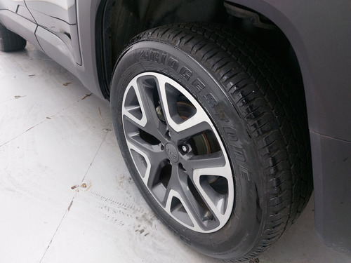 Jeep Renegade 1.8 16V FLEX LONGITUDE 4P AUTOMÁTICO