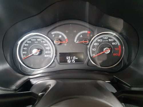 Imagem 7 de 10 de Grand Siena 2015 Único Dono Apenas 68000km
