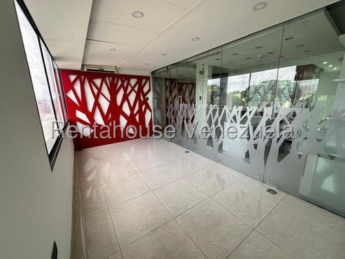 Yoselin Cabesas Vende Oficina En Av Venezuela 25-16724 Yc
