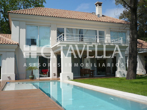 Imagen 14 de 15 de Casa En Venta En Parque Leloir