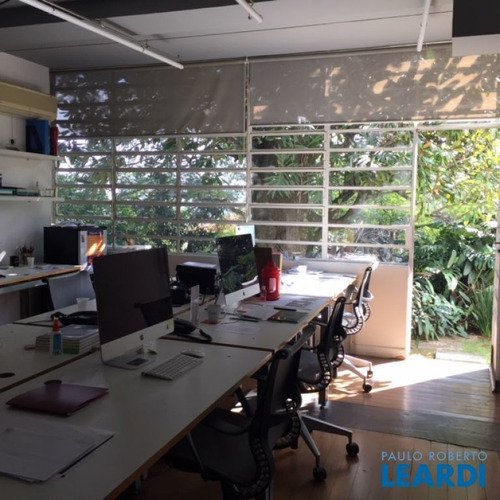 Imagem 6 de 9 de Casa Assobradada - Pacaembú - Sp - 530313