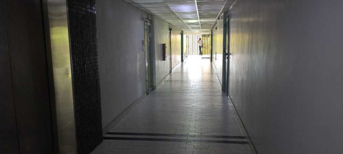 Imagen 6 de 12 de Se Alquila Oficina De 62mt2 1h/1b Colinas De La California