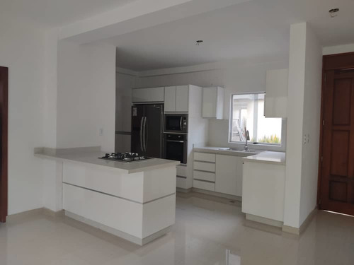 Imagen 2 de 14 de Townhouse En Venta Naguanagua Sector Manantial Gavip