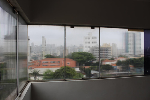 Conjunto Comercial Em Ótima Localização, Próximo Ao Parque Da Aclimação, Entre As Ruas Coronel Diogo E Basílio Da Cunha, - Cj0031
