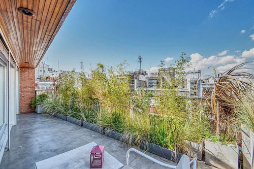 Imagen 12 de 30 de Departamento Triplex En Venta En Recoleta