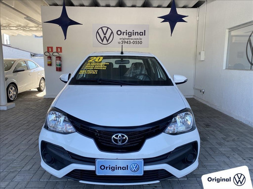 Imagem 2 de 8 de Etios 1.5 X Sedan 16v Flex 4p Manual