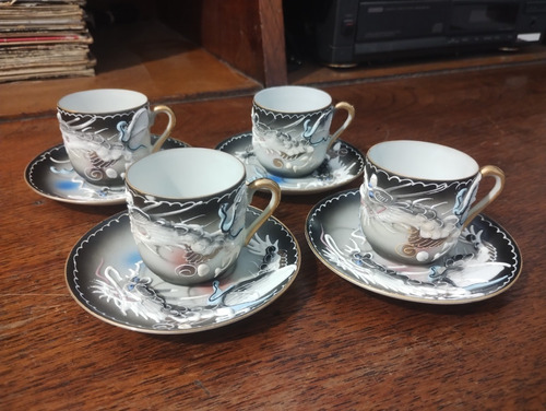 Antiguo Juego De 4 Pocillos D Café Porcelana Japonesa Geisha