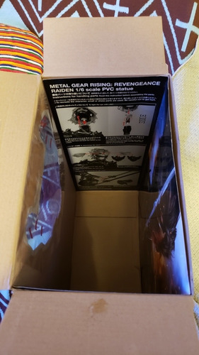 Gecco Raiden Metal Gear Rising 1/6 Statue Sideshow