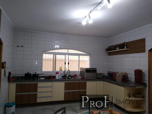 Imagem 12 de 14 de Sobrado 358m² 3 Suítes Edícula E Churrasqueira- R$ 1.500.000