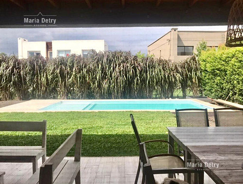 Venta Casa Barbarita 3 Dormitorios