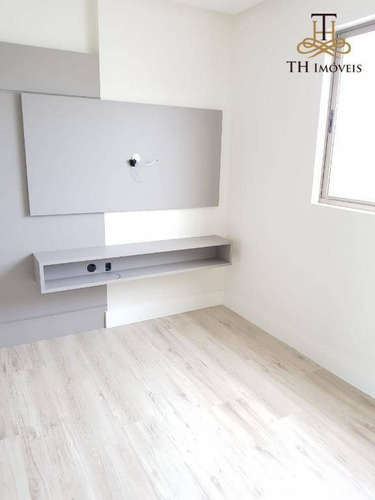 Imagem 9 de 18 de Apartamento Semimobiliado Com 3 Dormitórios, 2 Vagas De Garagem Privativas, No Centro De Balneário Camboriú/sc! - Ap0473