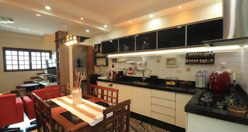 Imagem 10 de 17 de Sobrado Com 2 Dormitórios À Venda, 122 M² Por R$ 530.000,00 - Vila Scarpelli - Santo André/sp - So1622