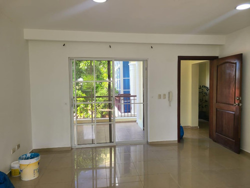 For Sale Apartamento En Bavaro Al Lado Plaza Bavaro City Center Segundo Nivel De 2 Habitaciones Rentado Para Inversion En 700 Usd