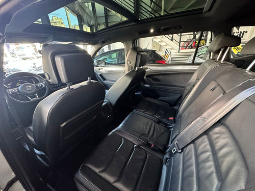 Volkswagen Tiguan Allspac RLine 350 TSI 2.0 4x4 7 Lug Completo Teto Couro Midia Top