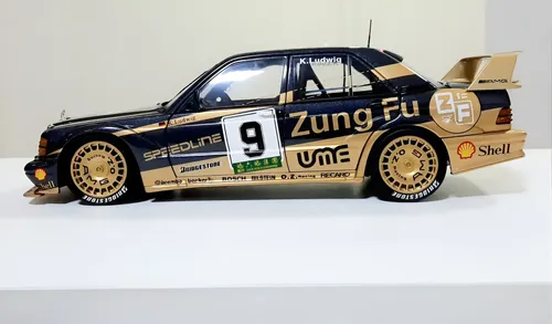ミニカー AUTOart Mercedes-Benz 190E 1:18 1/18 Miniatura Mercedes 190e 2.5 Evo Ludwig 1:18 Autoart | Parcelamento