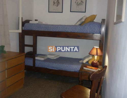 Imagen 8 de 13 de Casa Con Piscina En Venta - Playa Mansa