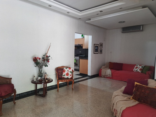 Imagen 3 de 11 de Casa En Venta En Urb. Villas Enza, San Juan De Los Morros. 23-11244