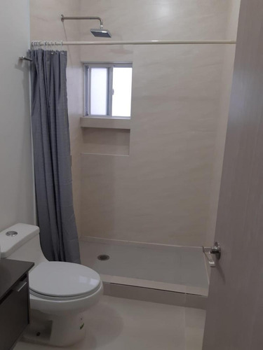 Imagen 7 de 20 de Casa En Renta Ciudad Juárez Chihuahua Fraccionamiento Barcena Residencial.