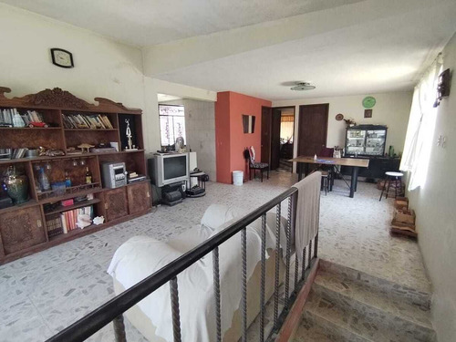 Casa En Venta, San Juan Bosco, 5 Recámaras.