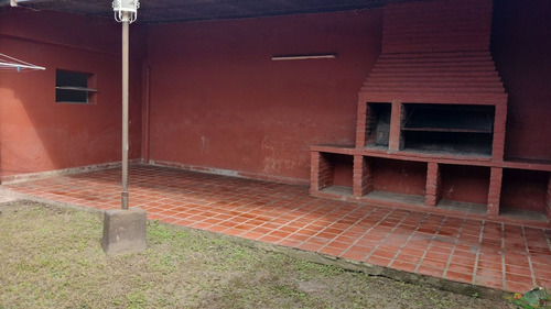 Venta Casa 3 Dorm - Apta Credito - B° Oeste 1 -